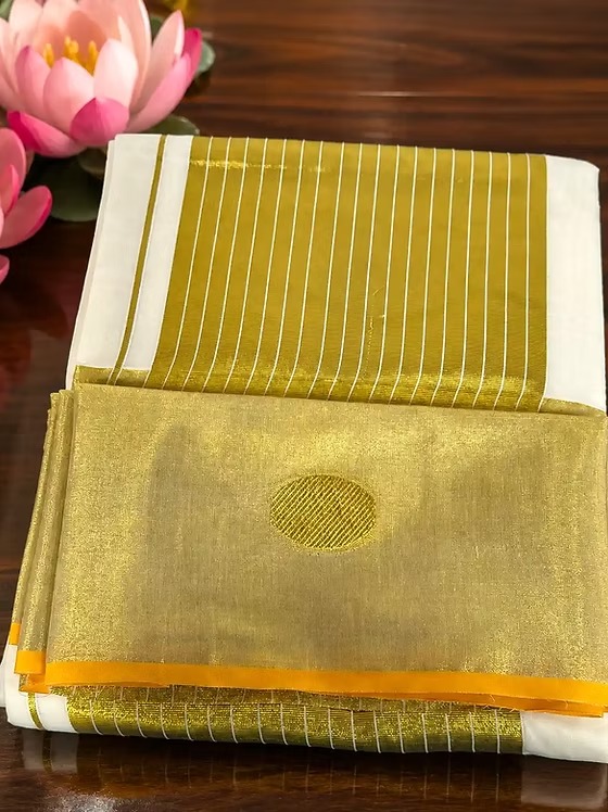 Balaramapuram premium kasavu cotton saree with polka zari folded view
